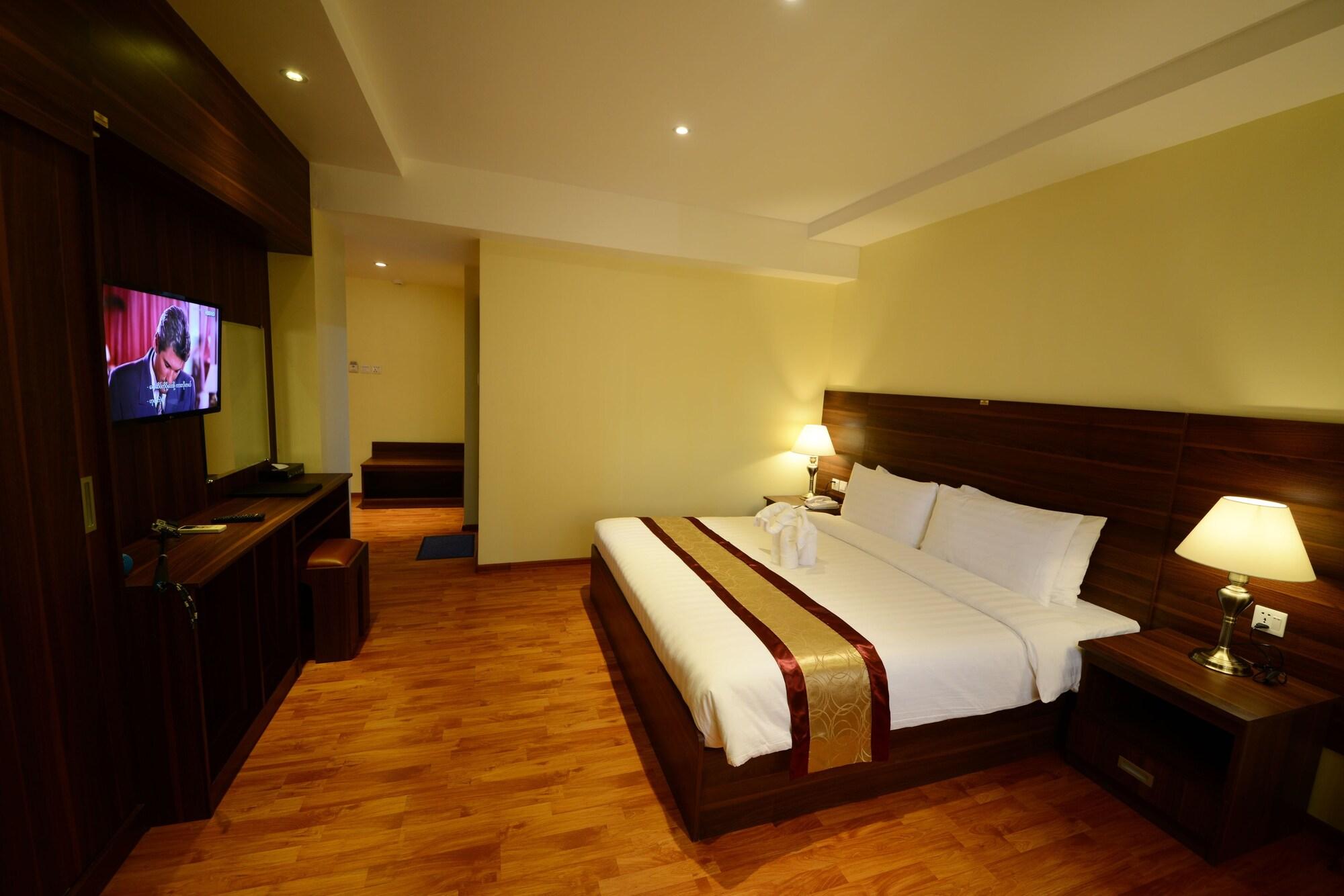 Silver Green Hotel Yangon Dış mekan fotoğraf