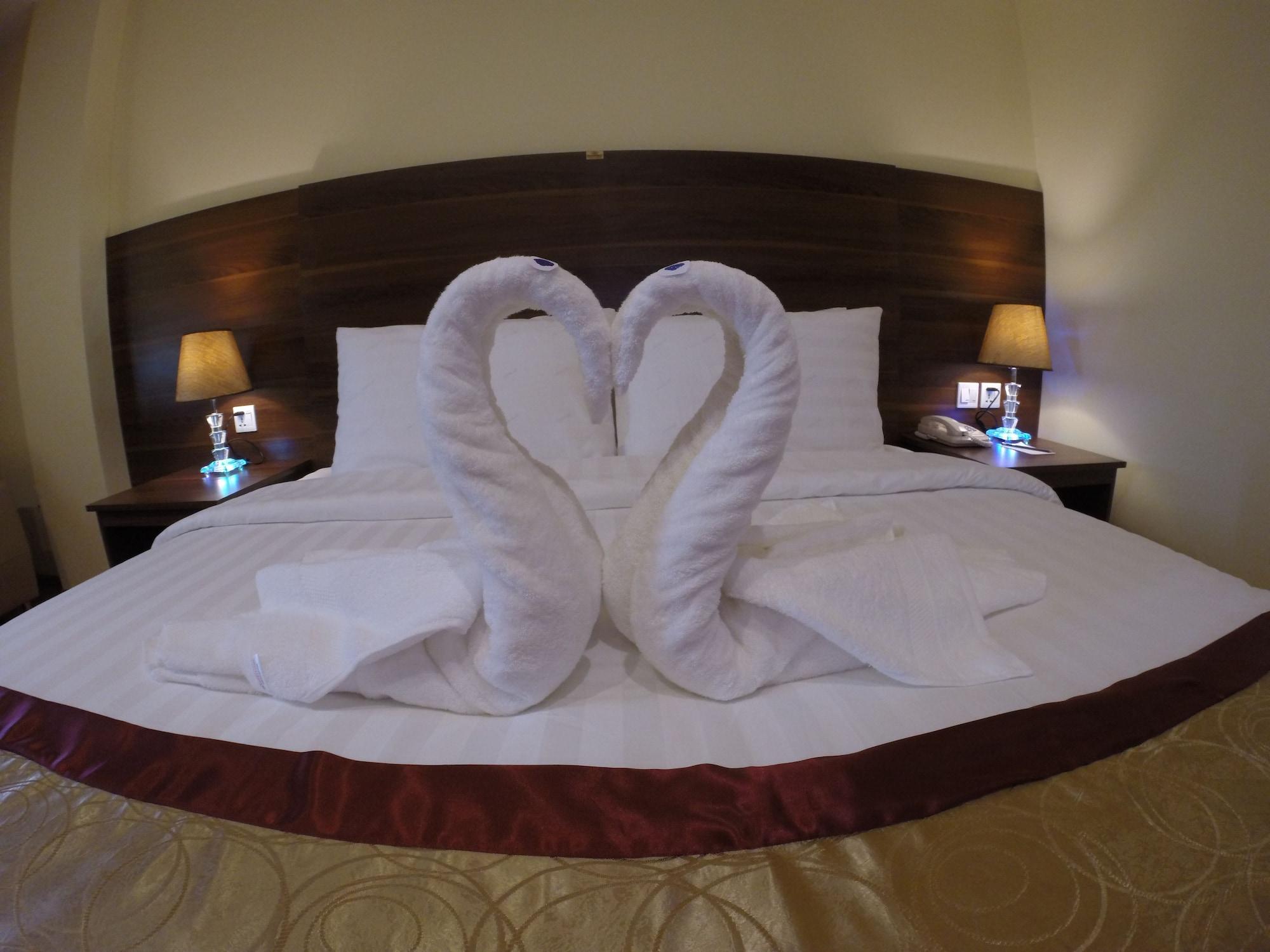 Silver Green Hotel Yangon Dış mekan fotoğraf