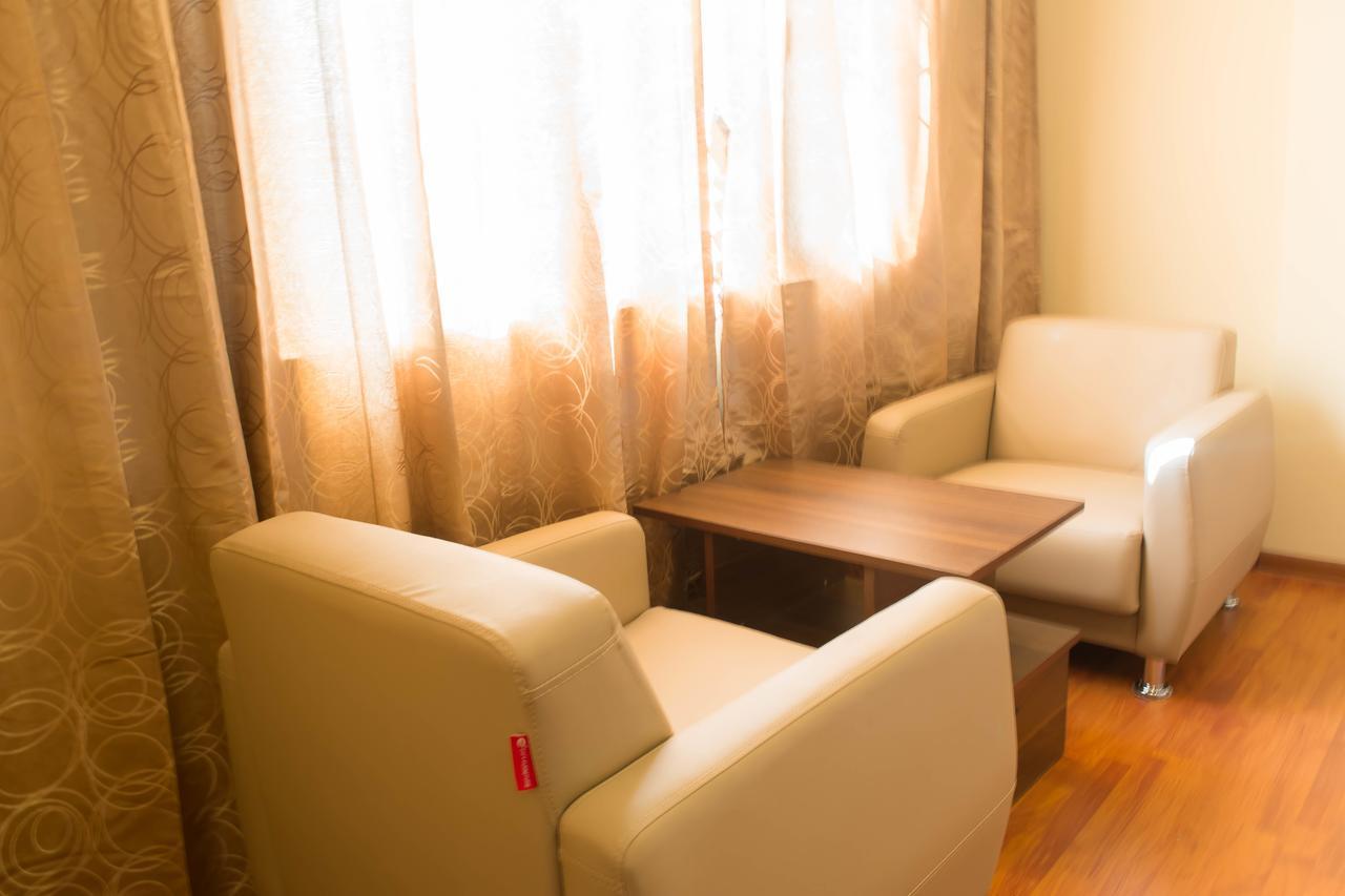 Silver Green Hotel Yangon Dış mekan fotoğraf